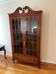 LR/ JO China Display Hutch W Rope Carved Embellishments, 2 Glass Doors, 5 Shelves, 1 Drawer