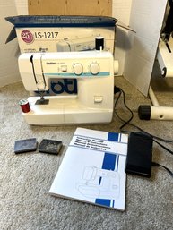 3FL/ Box - Brother Sewing Machine Model LS1217 In Original Box