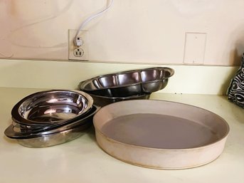 K/ 9pcs - Stoneware Deep Dish Pizza Pan And Metal Serving Bowls