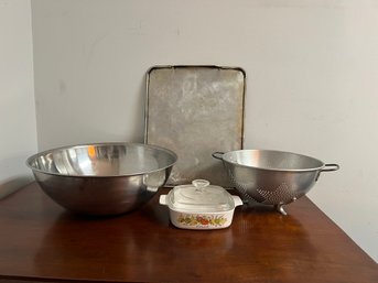 AD/ 4pcs - Assorted Kitchen/cook Ware: Corning Ware, Himark Etc