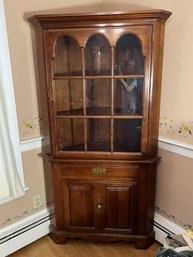 DR/ Monitor Furniture Co. Corner Wood Display Case #1