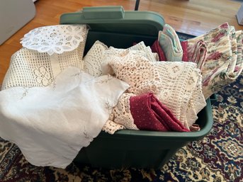 K/ Bin - Assorted Table Linens, Doilies And Window Treatments