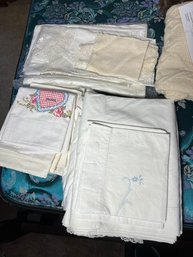 4MB/ Bag 15pcs - Beautiful Linen Pillowcases, King Sheets And Table Linens