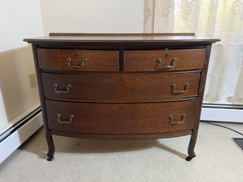 2B/ Bow Front 4 Drawer Vintage Wood Dresser On Wheels