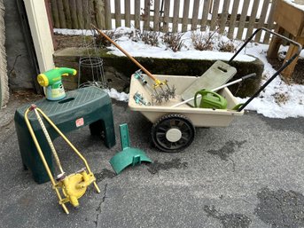 G/ 13pcs - Lawn Cart And Lawn Items