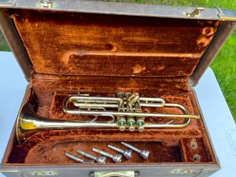 G/ Vntg Old's Ambassador Trumpet #972601 W Case, 5 Mouthpieces Giardinelli 17S, Old's 7C, Vincent Bach 5C & 7C