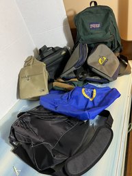 2D/ Bin 8pcs - Sport Bags: Doyle, Jansport, Travelon Etc