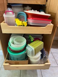 K/ 2drawers - Assorted Plastic Food Storage Containers: Tupperware, Ziploc, Rubbermaid Etc