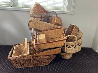 P/ Assorted Wicker Basket Lot - Great Variety