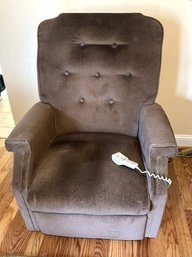 LR/ Pride Upholstered Lift Assist Chair