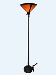 LR/ Beautiful Touchier Floor Lamp