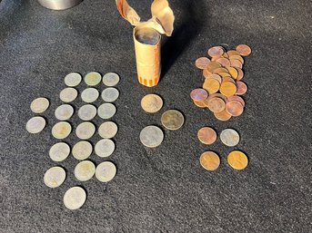 K/ Box - Vintage Coins: Sixpence, Quarters, Pennies - 1943 And After