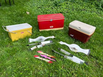 SH/ 3 Pc Cooler & 2 Pc Goose Whirly Gig Lot - Vintage Coolers Thermos Metal, Thermos Koolaroo & Coleman