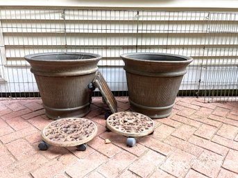 BY/ 5pcs - 2 Large Plastic Planters With 3 Plant Dollies