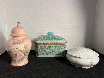 K/ Box 3pcs - Vintage Decorative Covered Jars: Limoges, Toyo Etc