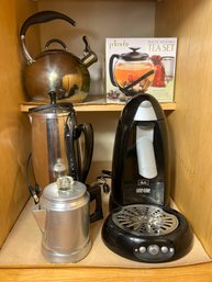 K/ Cabinet 5pcs - Coffee Makers And Teapots: GE, Sears Etc