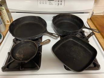 K/ 4 Pc Cast Iron Cookware - Wagner Ware Sidney Sq Skillet & Deep Skillet, No Brand Small & 11-3/4' Skillets