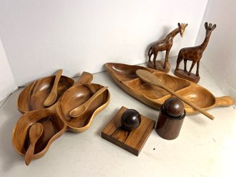 1B/ 7pcs - Assorted Wood Items - Monkey Pod Serving Trays, Hillerod Denmark Desk Accessories Etc