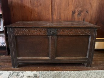 LR/ Antique Carved Wood Lift Top Trunk/Chest - England