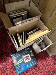 FR/ 2 Boxes Assorted Photo Frames - Various Sizes & Materials, Plus A New In Box 7' Digital Photo Frame