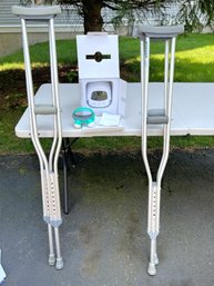 G/ 2 Aluminum Adjstb Crutches, Hand Held Mini Massager, New Hammacher Schlemmer 91763 Knee Massage