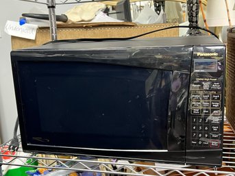 Panasonic Black Countertop Microwave Model #NN-S553BF