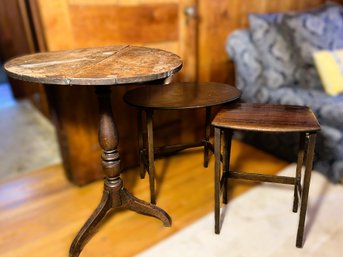 DR/ 3pcs - Vintage Small Wood Accent Table Lot: 1 Each Oval, Rectangle And Round