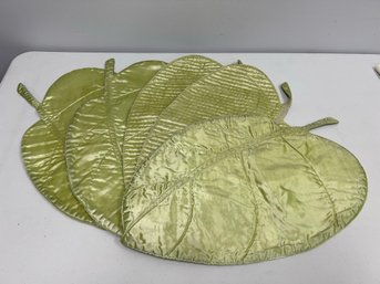 Set Of 5 Pretty Satin Green Leaf Shaped Place Mats - 1 Side Flat, 1 Side Quilted