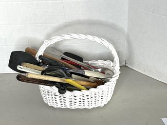 G/ Basket Of Kitchen Gadgets And Utensils: Torolo, Pampered Chef, Sabatier, Forschner Etc