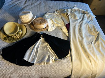 UB5/ 7pcs - Beautiful Vintage Hats, Gowns And Cape