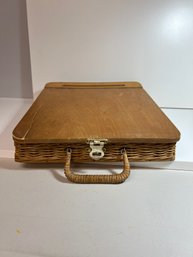 NT/ Vintage Wood & Wicker Flip Top Portable Writing Desk W Assorted Vintage Stationary & Note Cards