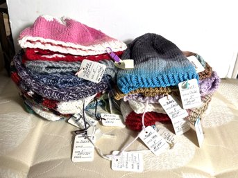 2B/ Box 23pcs - Hand Knit Children's Size 5 Hats - New With Tags