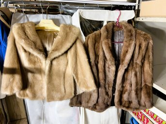 A/ 2 Stunning Vintage Fur Capes/Stoles