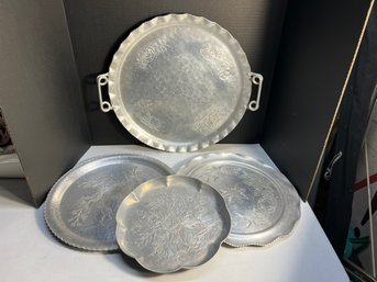 4pcs - Assorted Vintage Hammered Aluminum Serving Platters - Everest, Faberware Etc