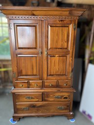 G/ Versatile Beautiful 2 Door Wood Armoire