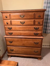 1BR/ Vintage 5 Drawer Chest On Chest Bureau Dresser W Protective Glass Top