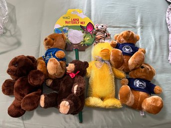 2BR/ 7 Assorted Stuffed Animals 1 Butterfly Net - Yellow Musical Duck, 3 Military Bears Etc