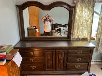 2BR/ Vintage Heywood Wakefield Academy Hill Low 9 Drawer Dark Wood Dresser W Glass Top & Mirror