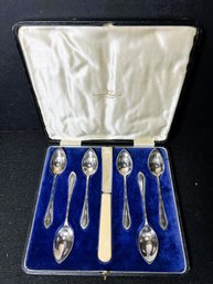 K/ Original Box 7pcs - Walker & Hall Sheffield England Silver Plate Teaspoons & Grapefruit Knife Set