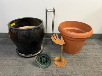 MM/ 5 Pcs - 2 Large Garden Pots-Planters 1 Glazed Ceramic 1 Plastic, 2 Unique Garden Stands Etc