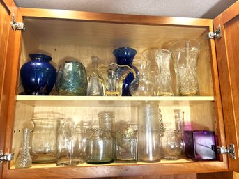 K/ 2shelves 30pcs - Assorted Glass Vases - Clear And Colored