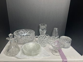 LR/ 12 Pcs Assorted Clear & Pressed Glass & Crystal Plates, Cruets, Bowls Etc