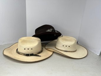 G/ 3pcs - Mens Borsalino Feather Felt Hat And 2 Atwood Straw Cowboy Hats