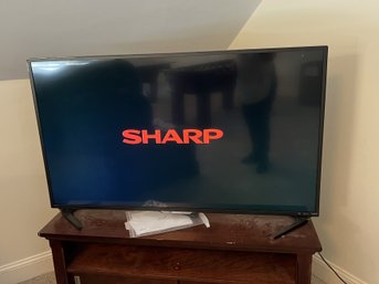 2G/ 2pcs - Sharp TV With Remote And Manual And Wooden Media Stand