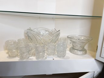 DR/ 26pcs - Lovely Large Pressed Glass Punch Bowl With Stand And 24 Cups