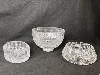 MM/ 3 Lovely Decorative Bowls - 2 Round Crystal & 1 Oval Glass