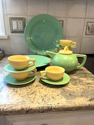 K/15 Pc Green & Yellow - Pretty Tea Pot W 6 Cups & Saucers And 2 Plates By Petals Oneida