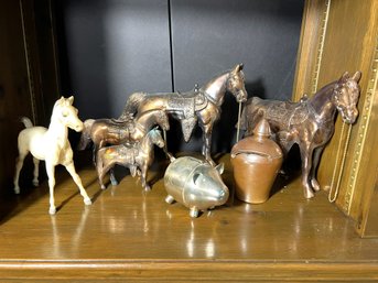 K/ Shelf - Assorted Metal Horses, A Pig And A Jar - Many Are Banks
