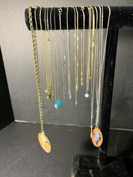 K/ 19 Assorted Necklaces, Chains And Pendants - Some Unique