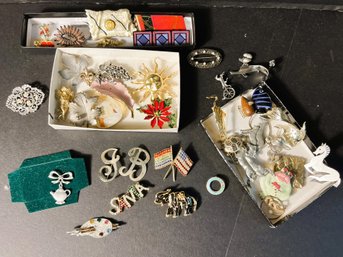 K/ Bag - Variety Of Many Beautiful & Unique Pins - Animals, Initials Etc